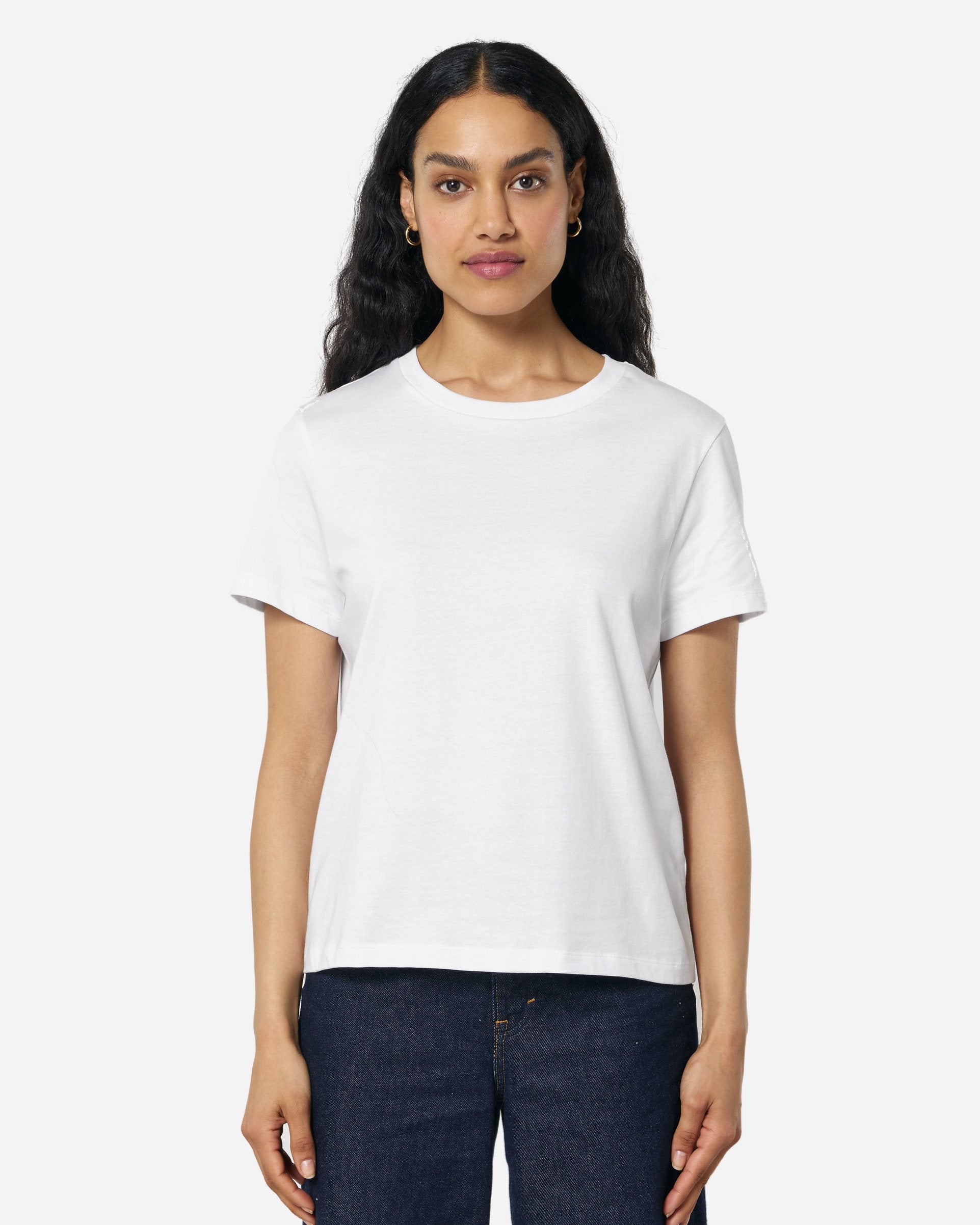 T-shirt femme Stella Muser porté, coloris White