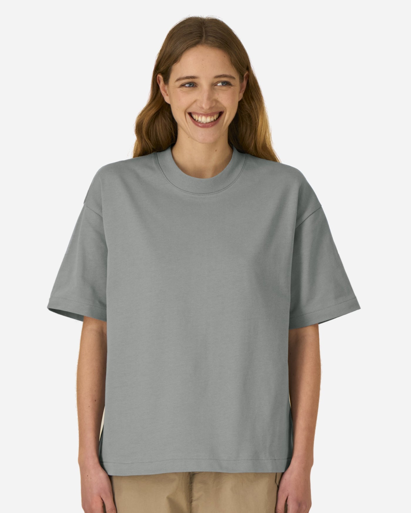 T-shirt unisexe Asher porté, coloris Misty Grey