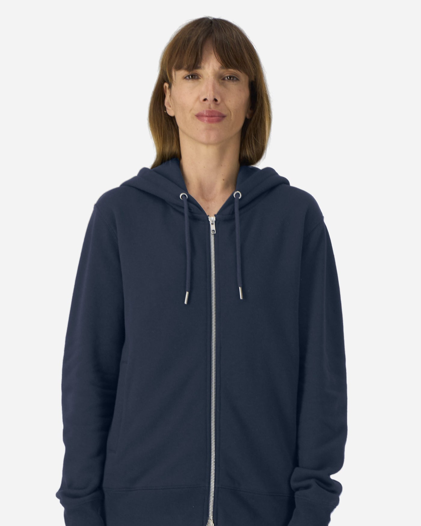 Sweat à capuche zippé unisexe Astor porté, coloris French Navy