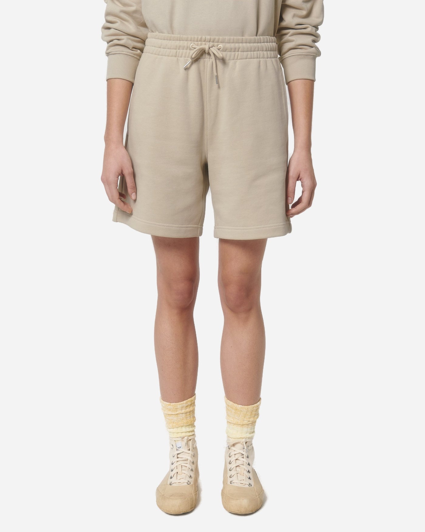 Short Boarder Dry porté, coloris Desert Dust
