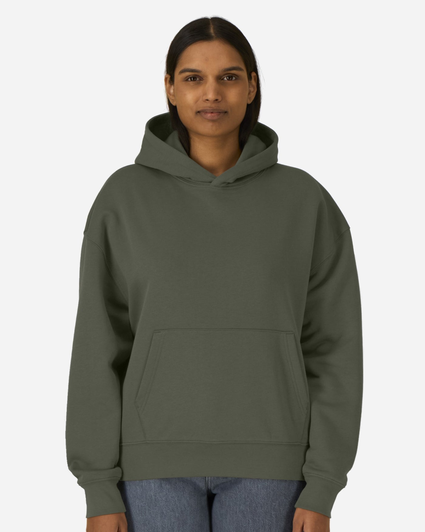 Sweat à capuche unisexe Chaser porté, coloris Khaki