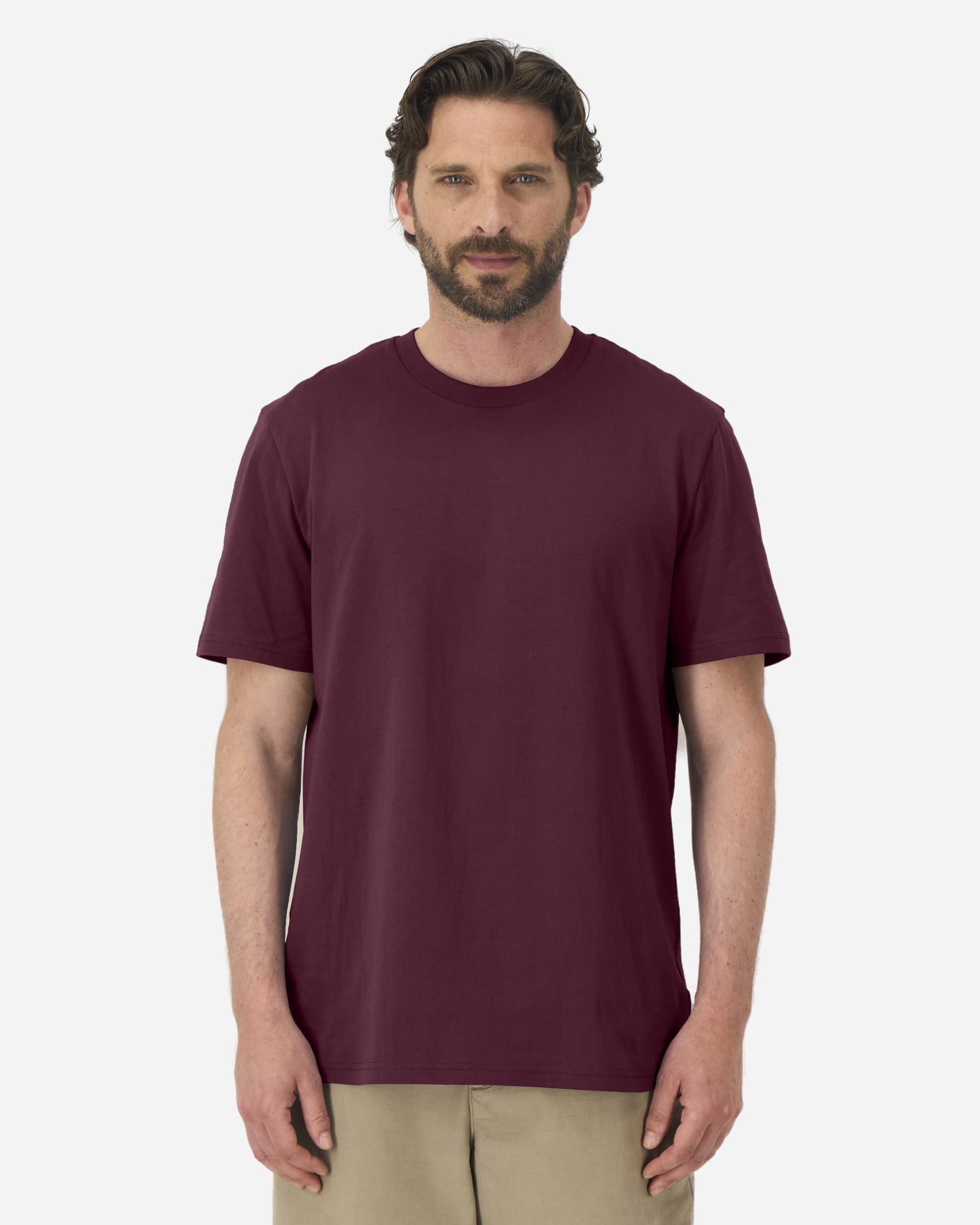 T-shirt unisexe Creator 2.0 Couleurs porté, coloris Deep Plum
