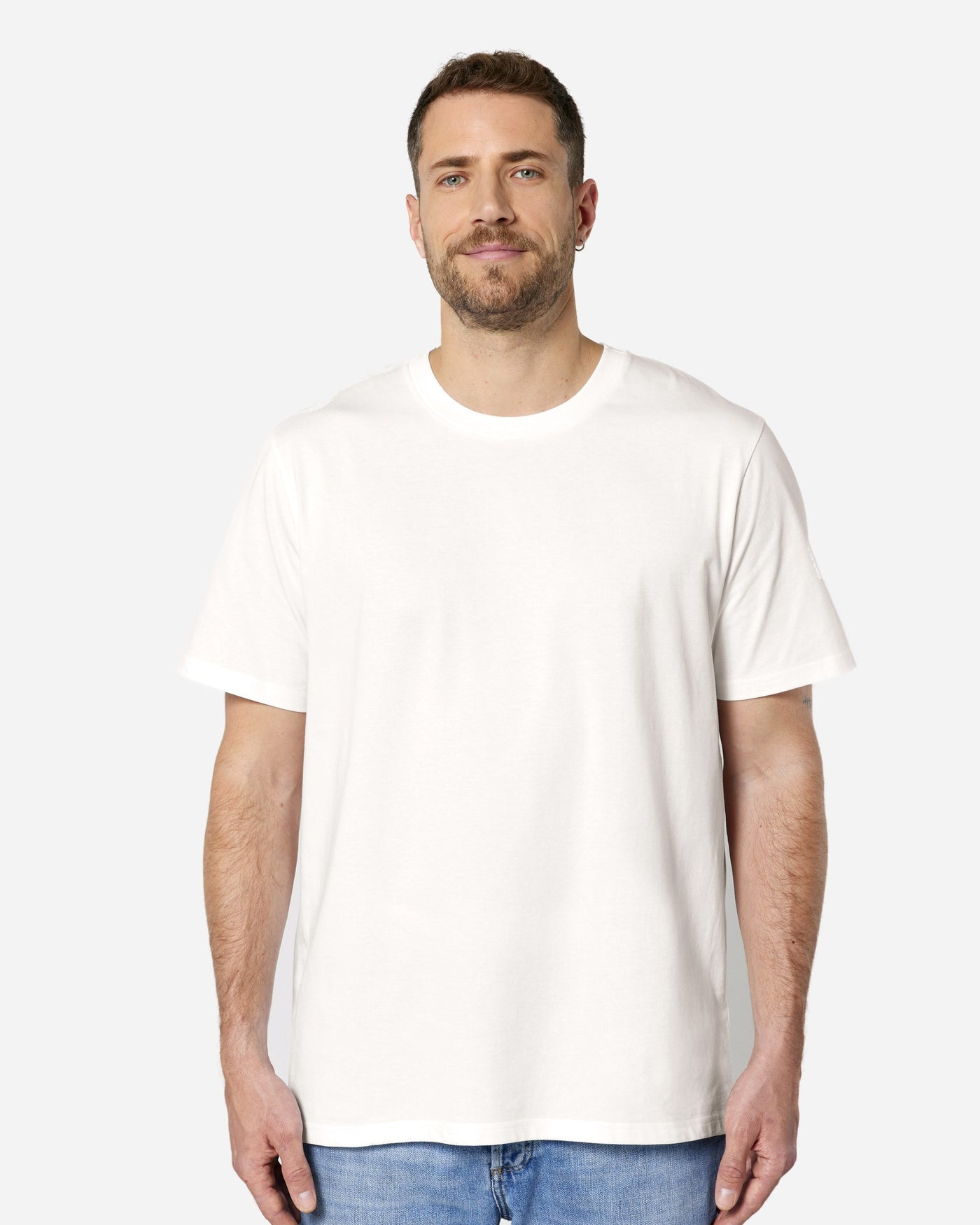 T-shirt unisexe Creator 2.0 porté, coloris Off White