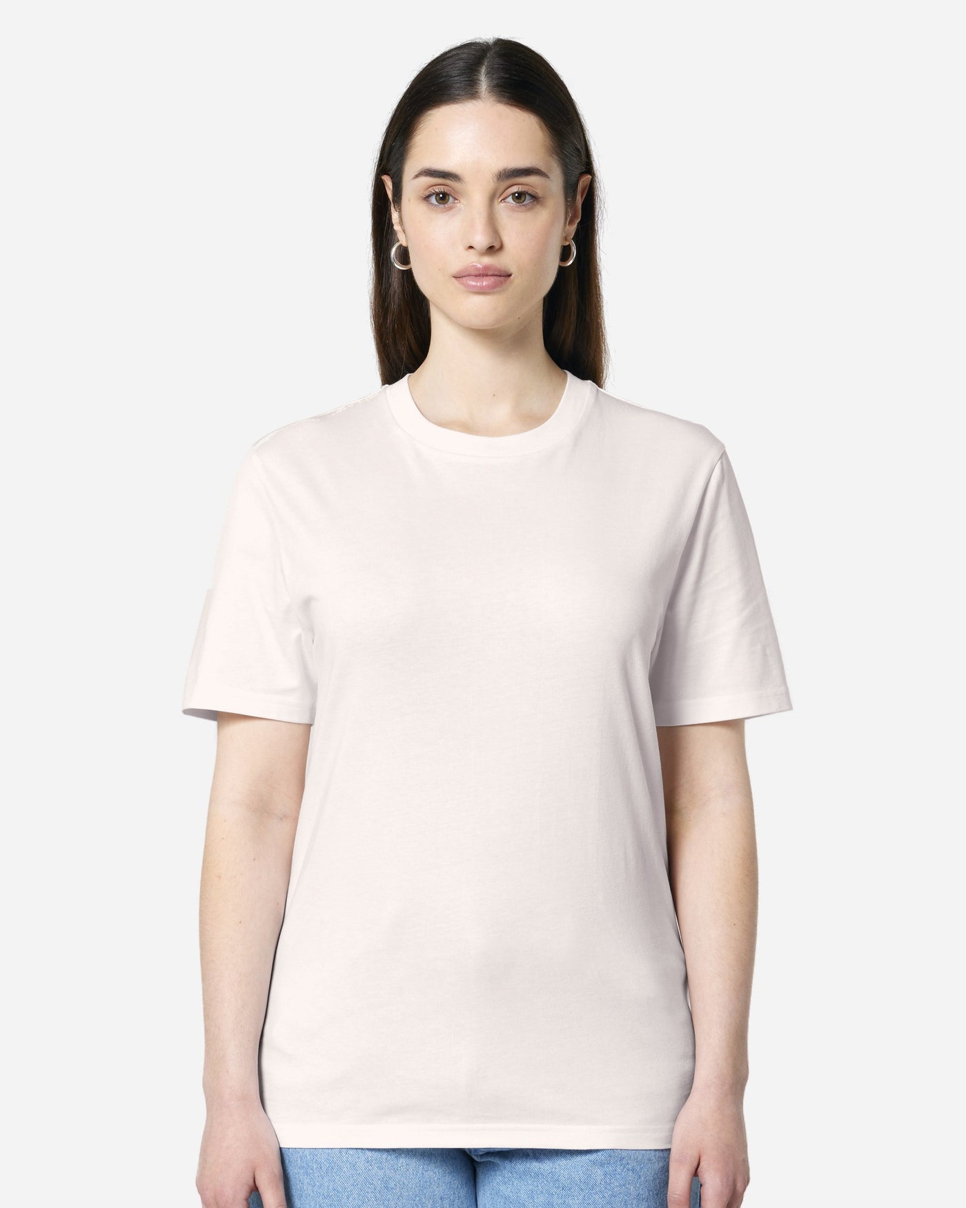 T-shirt unisexe Creator 2.0 porté, coloris Vintage White