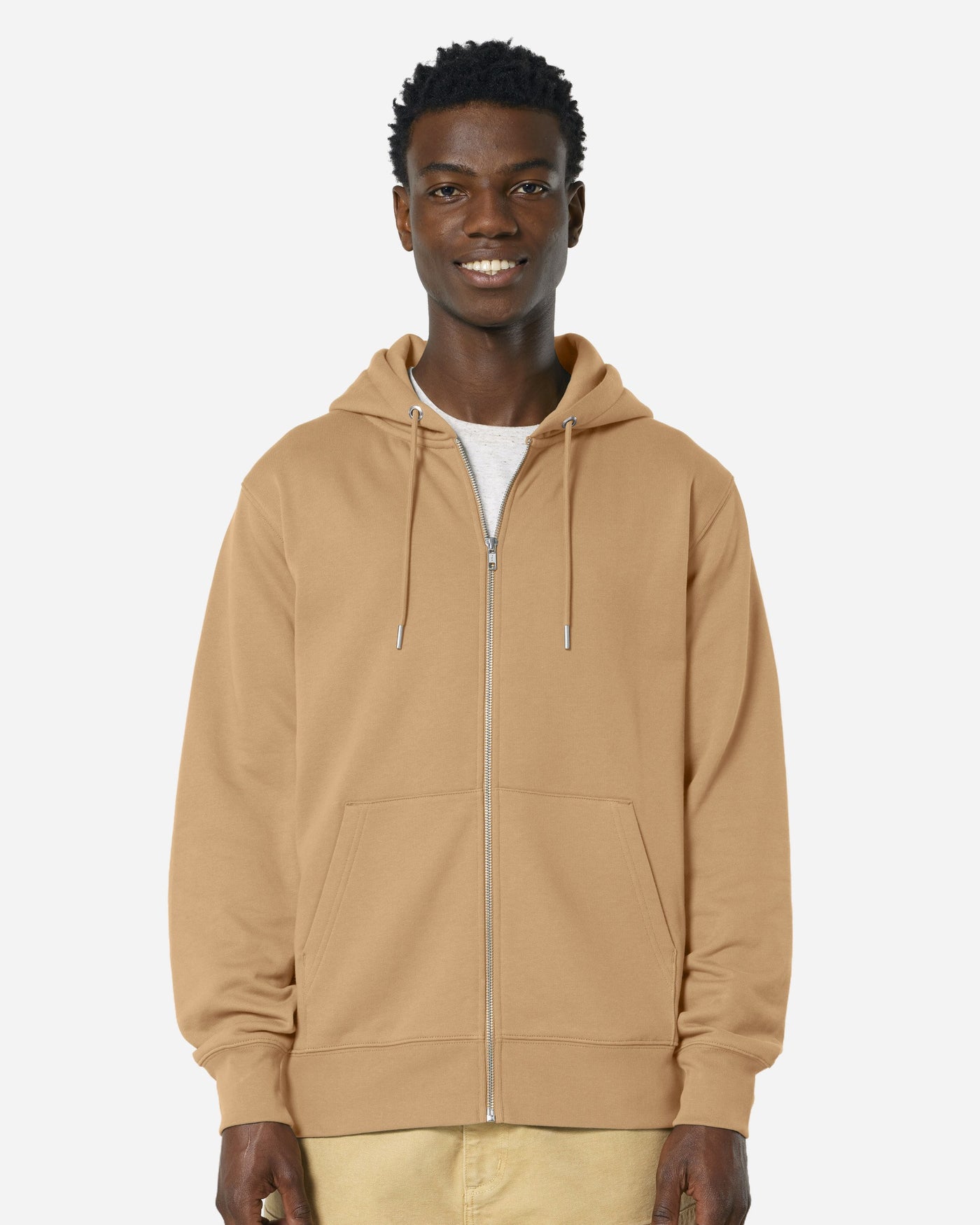 Sweat à capuche zippé unisexe Cultivator 2.0 porté, coloris Latte