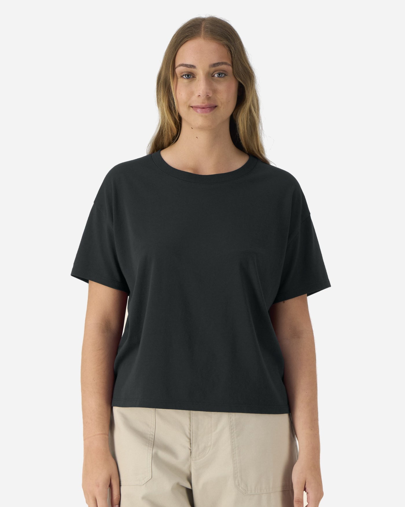 T-shirt femme Stella Etta porté, coloris Black