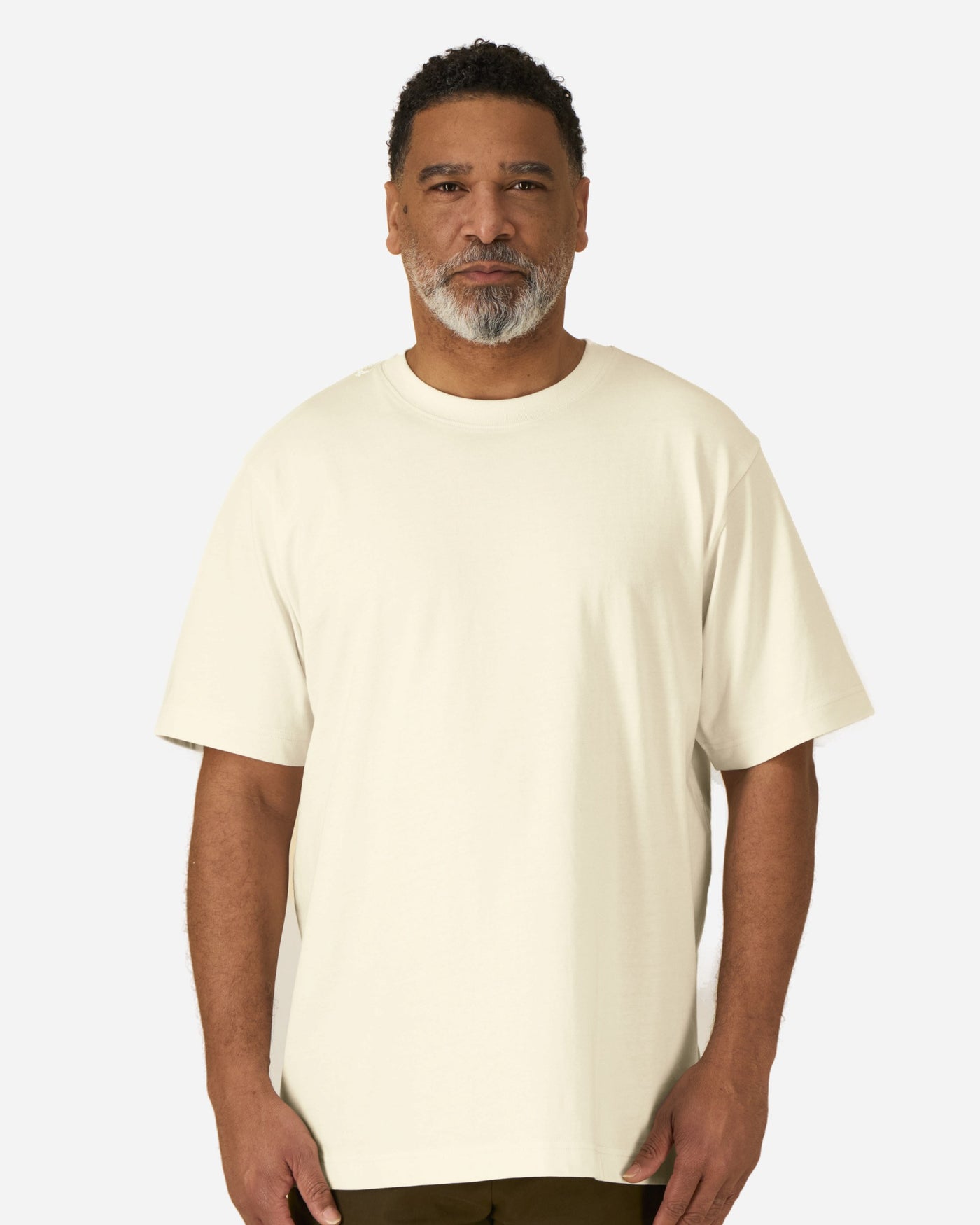 T-shirt unisexe Freestyler porté, coloris Cream