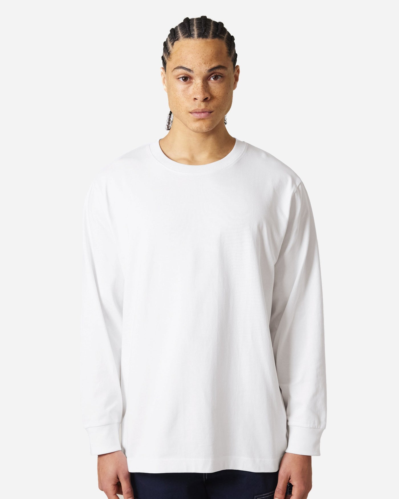 T-shirt unisexe Freestyler Long Sleeve porté, coloris White