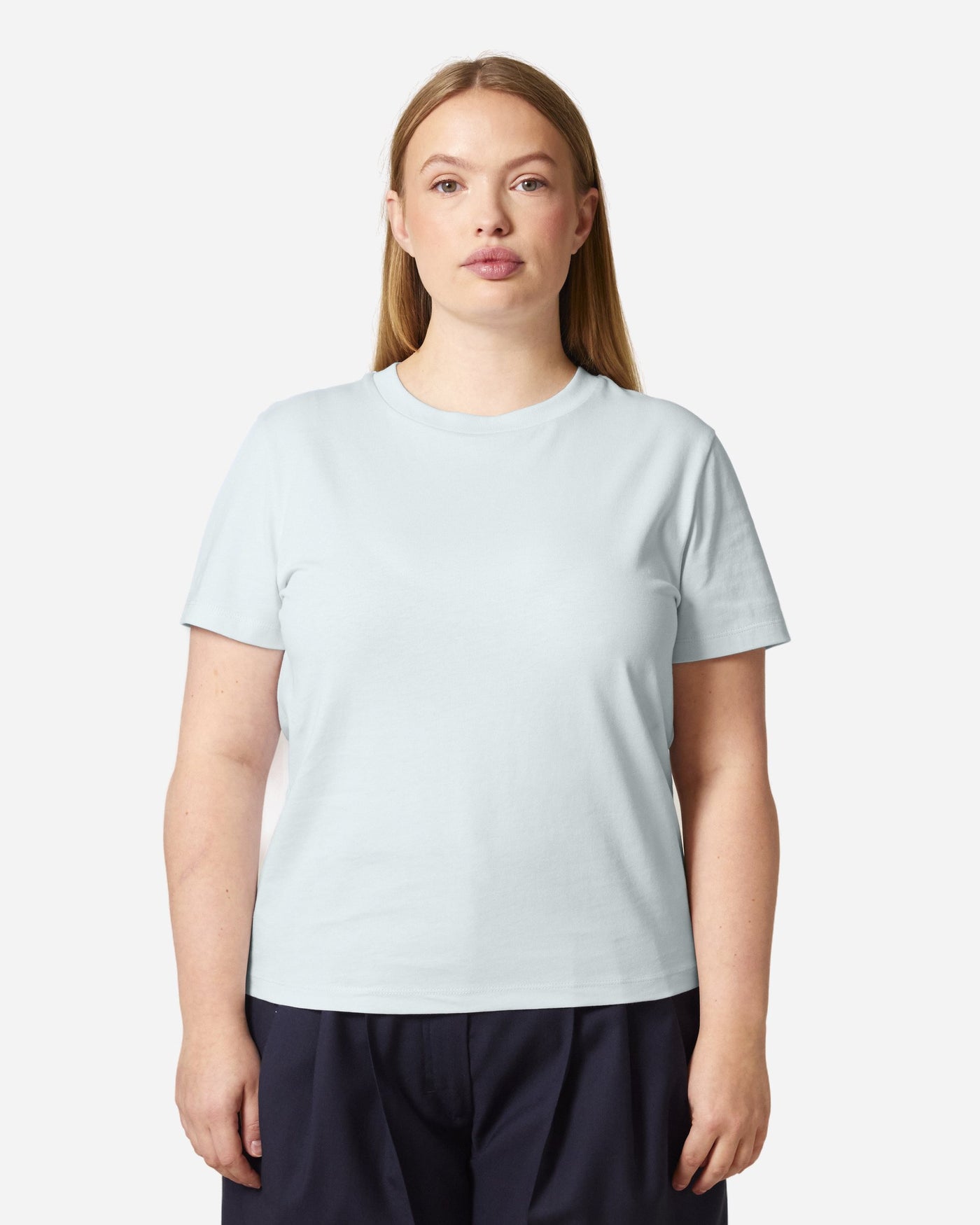 T-shirt femme Stella Muser porté, coloris Blue Ice