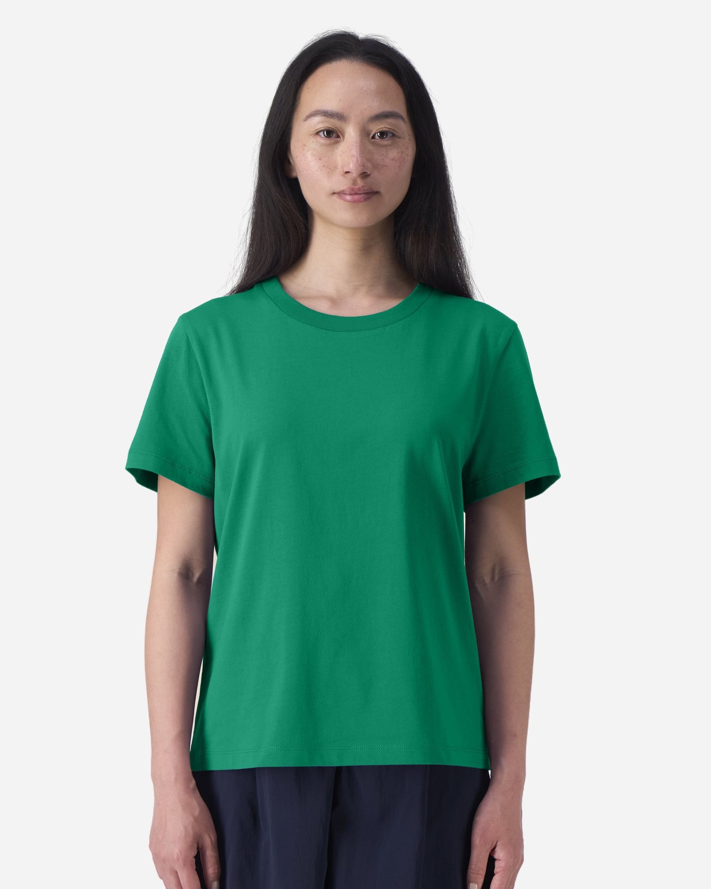 T-shirt femme Stella Muser porté, coloris Verdant Green