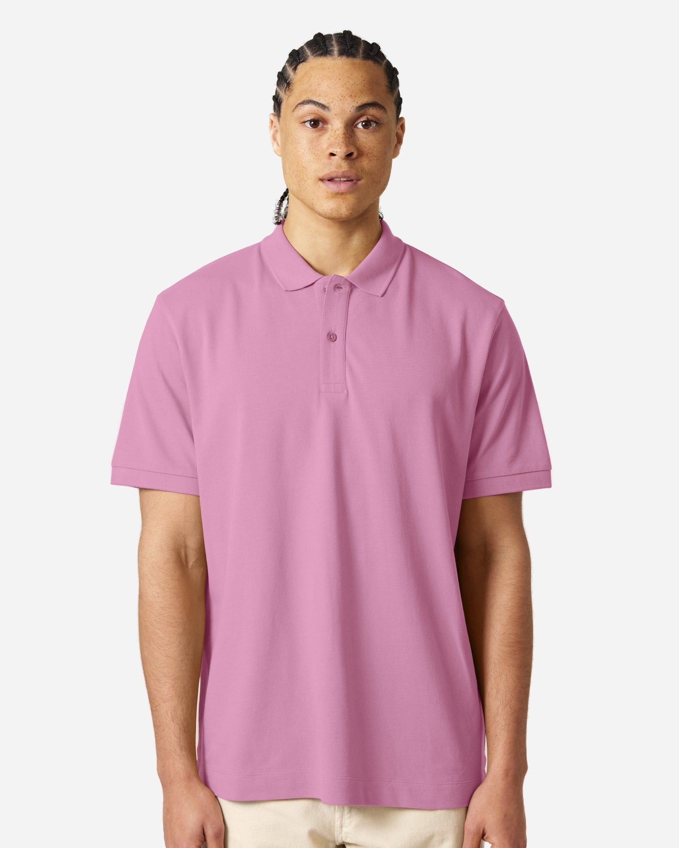 Polo unisexe Prepster 2.0 porté, coloris Bubble Pink