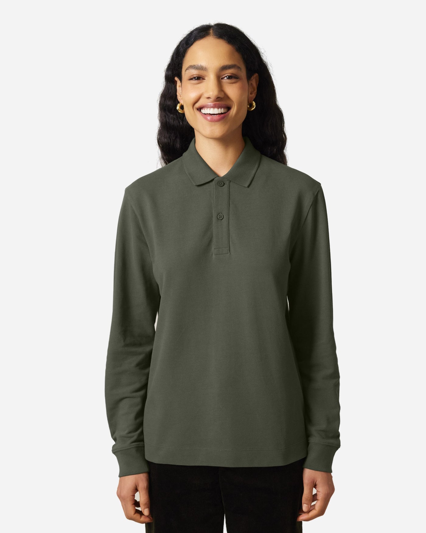 Polo manches longues unisexe Prepster 2.0 porté, coloris Khaki