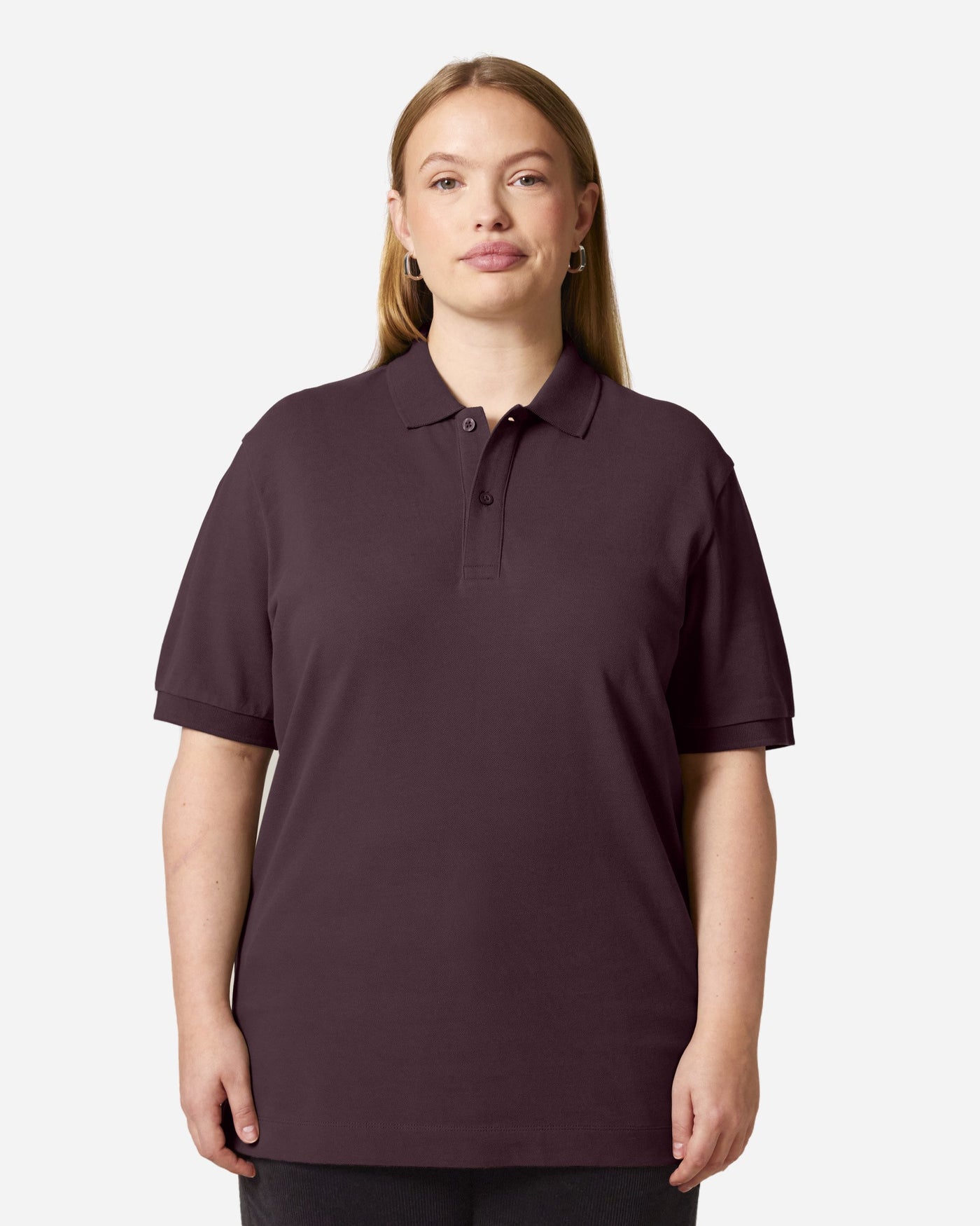 Polo unisexe Prepster 2.0 porté, coloris Red Brown
