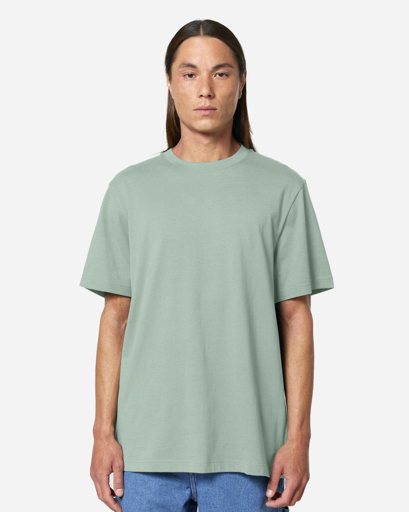 T-shirt unisexe Sparker 2.0 porté, coloris Aloe