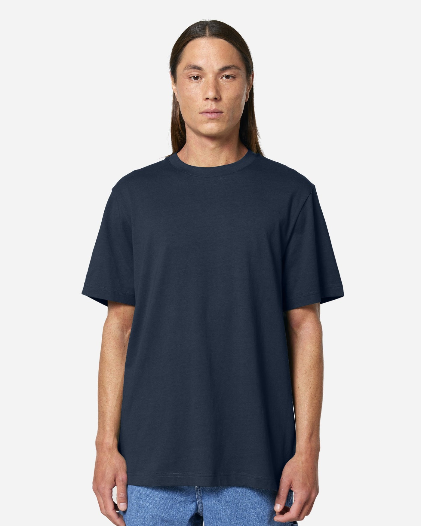 T-shirt unisexe Sparker 2.0 porté, coloris French Navy