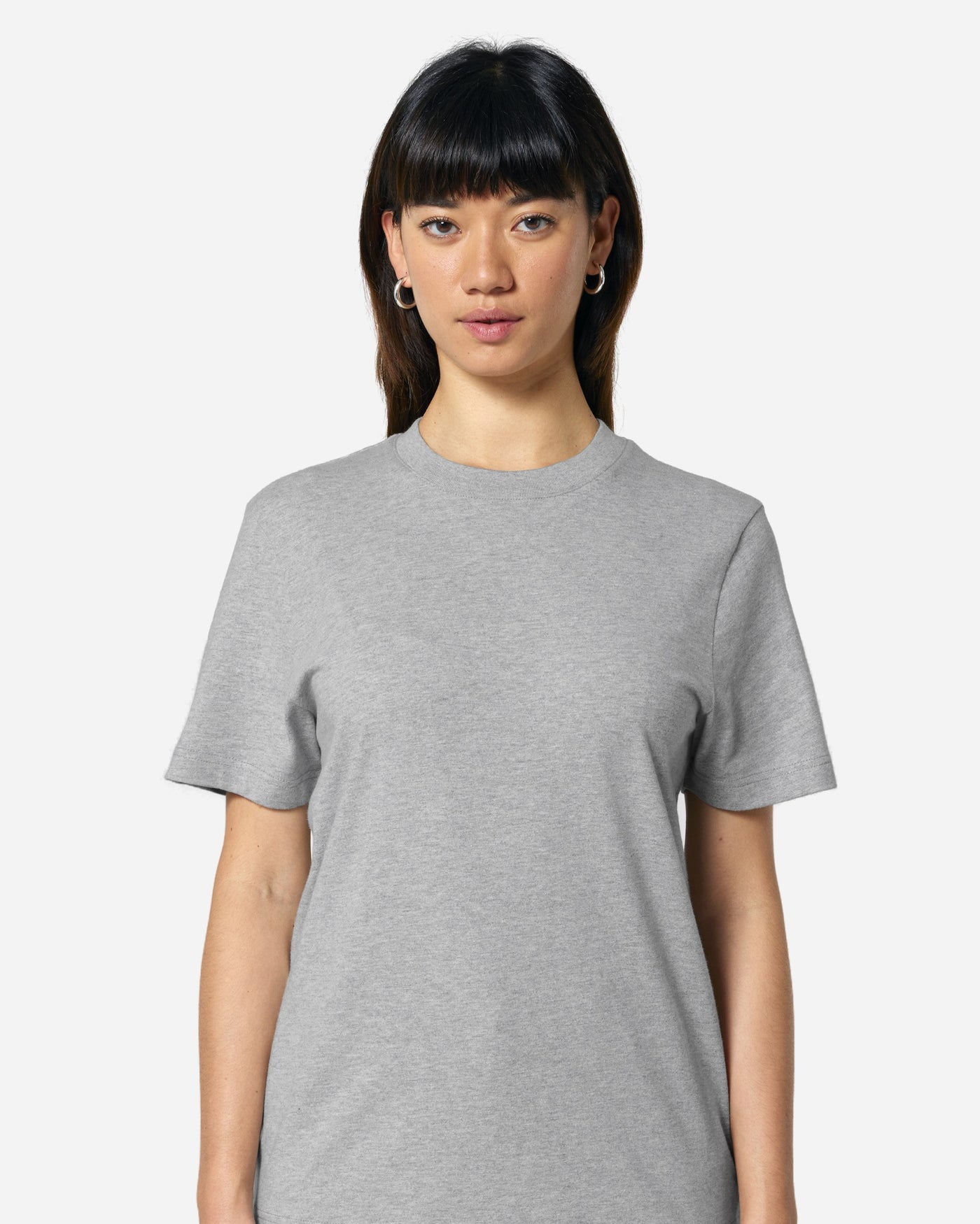 T-shirt unisexe Sparker 2.0 porté, coloris Heather Grey