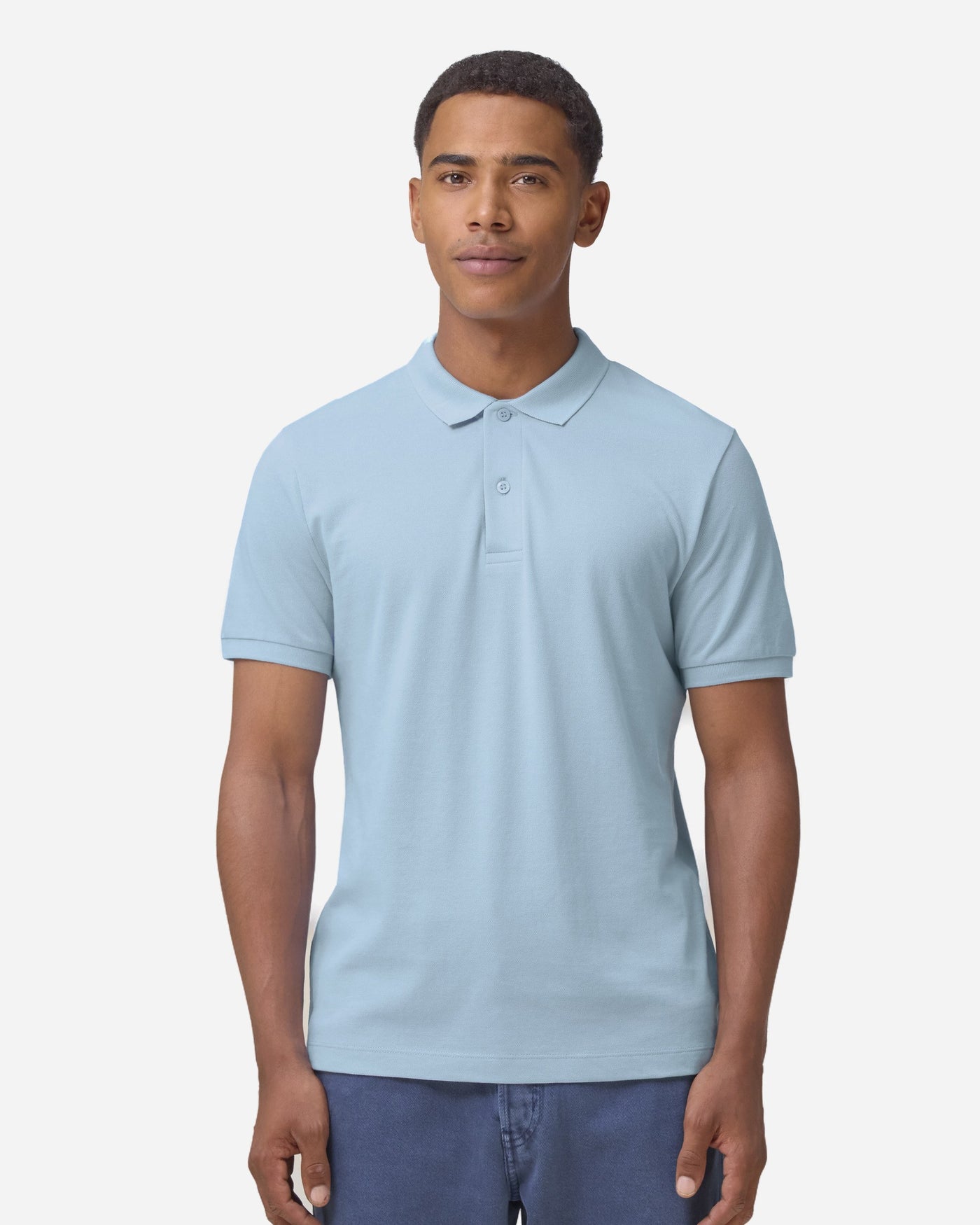Polo homme Stanley Coaster porté, coloris Sky Blue