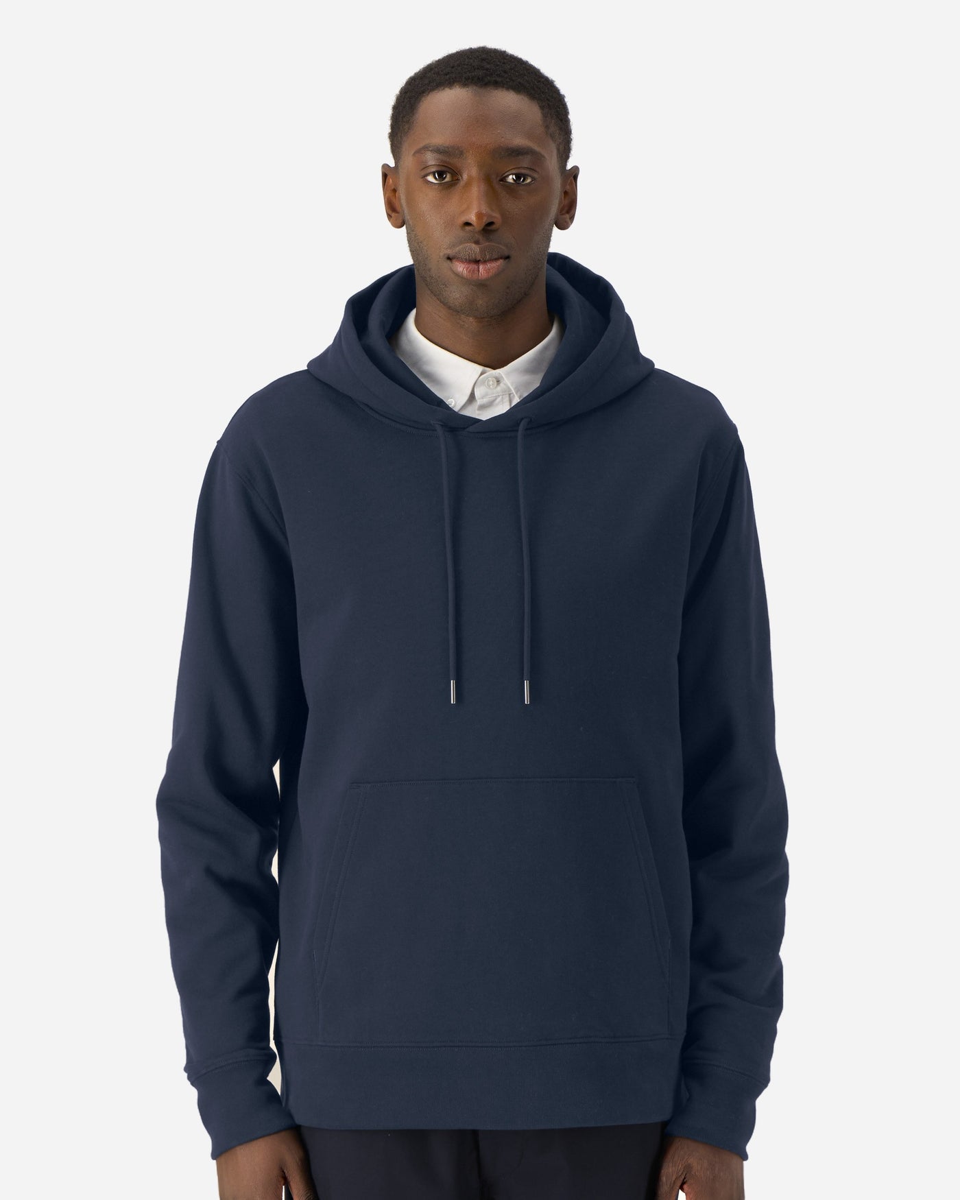 Sweat à capuche homme Stanley Gamechanger porté, coloris French Navy
