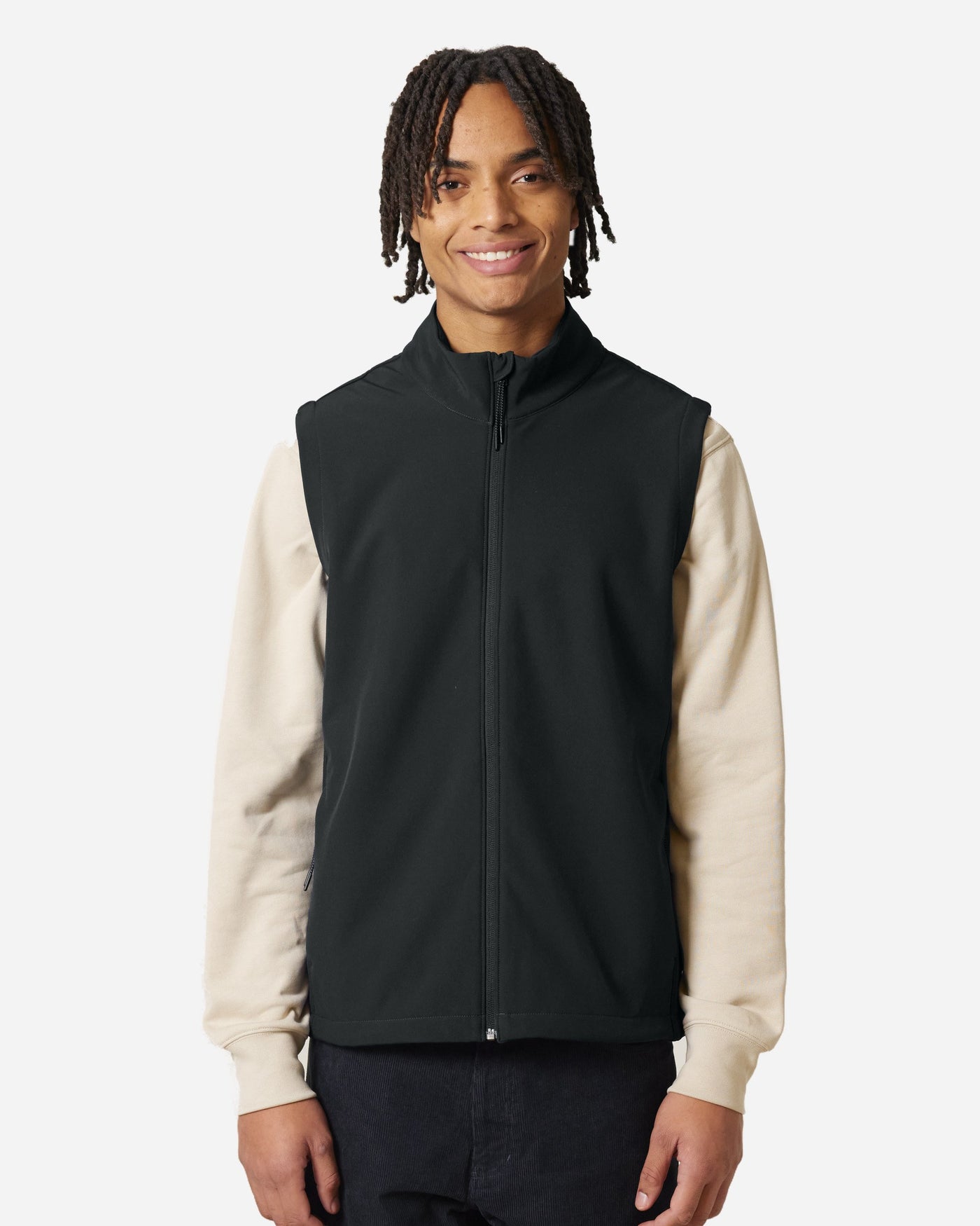 Gilet softshell homme Stanley Trail Blazer porté, coloris Black