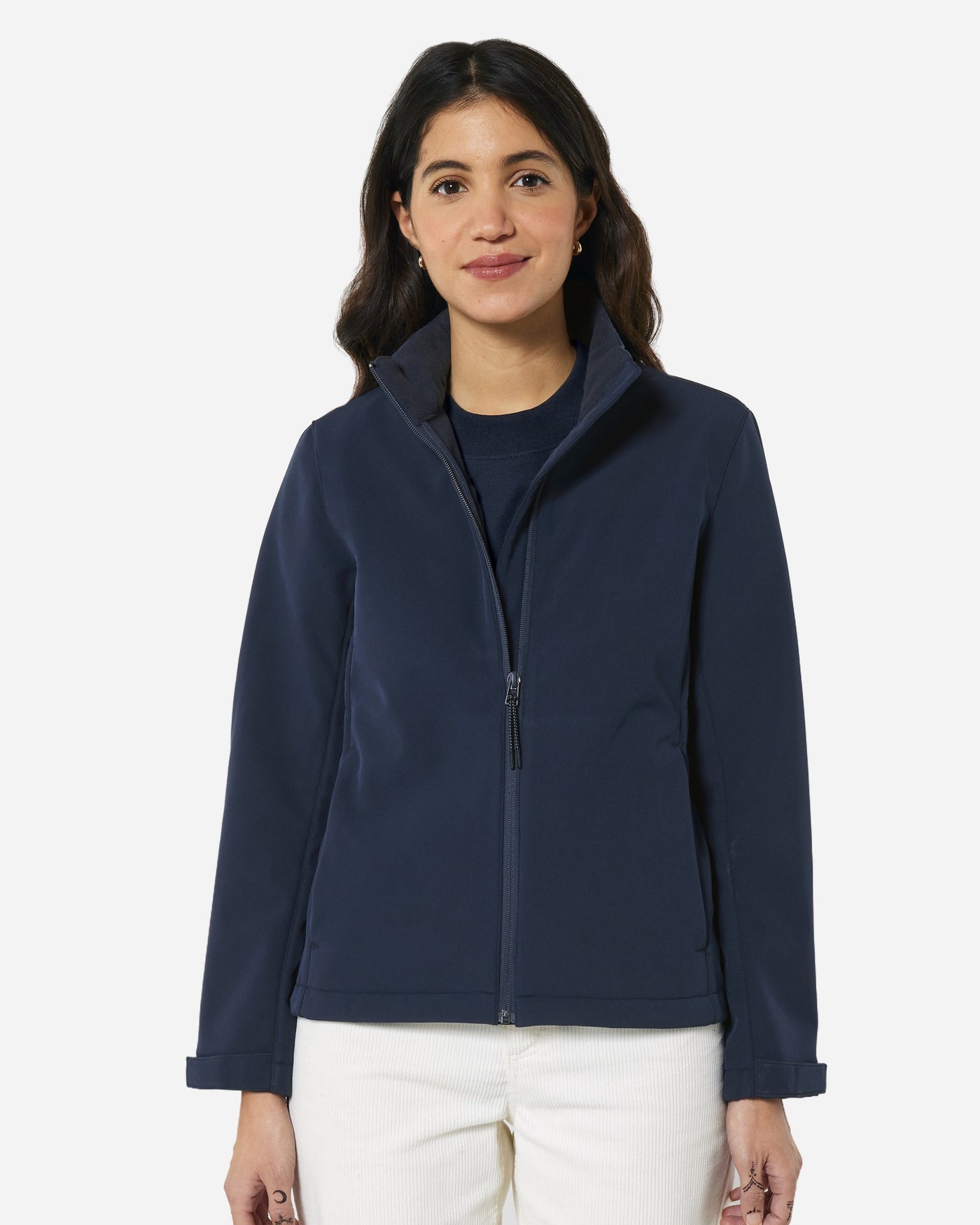 Veste softshell femme Stella Navigator porté, coloris French Navy