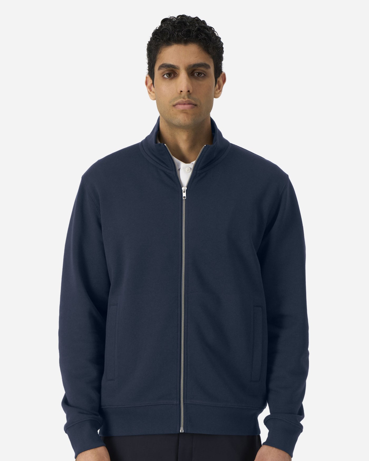 Sweat zippé unisexe Trailer 2.0 porté, coloris French Navy